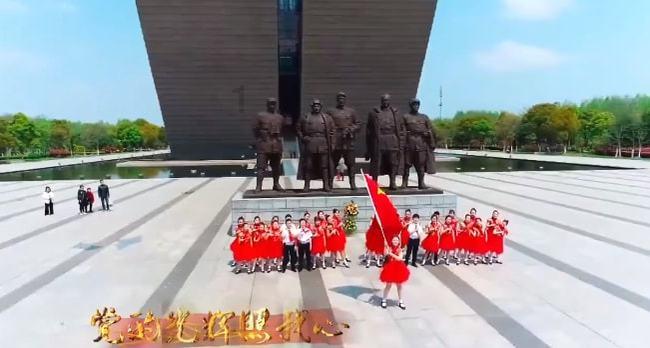 小孔雀逃脱