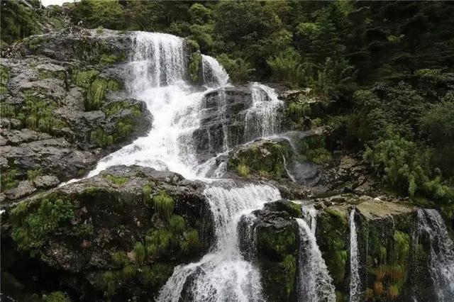 挺进地牢